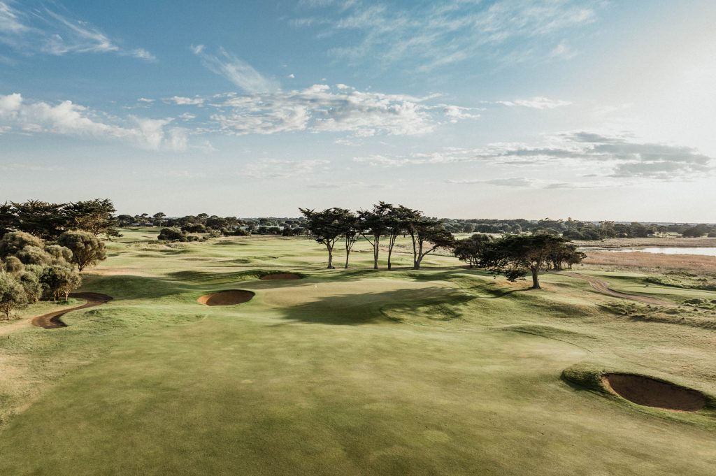 Contours_13th Beach_Oct23-83