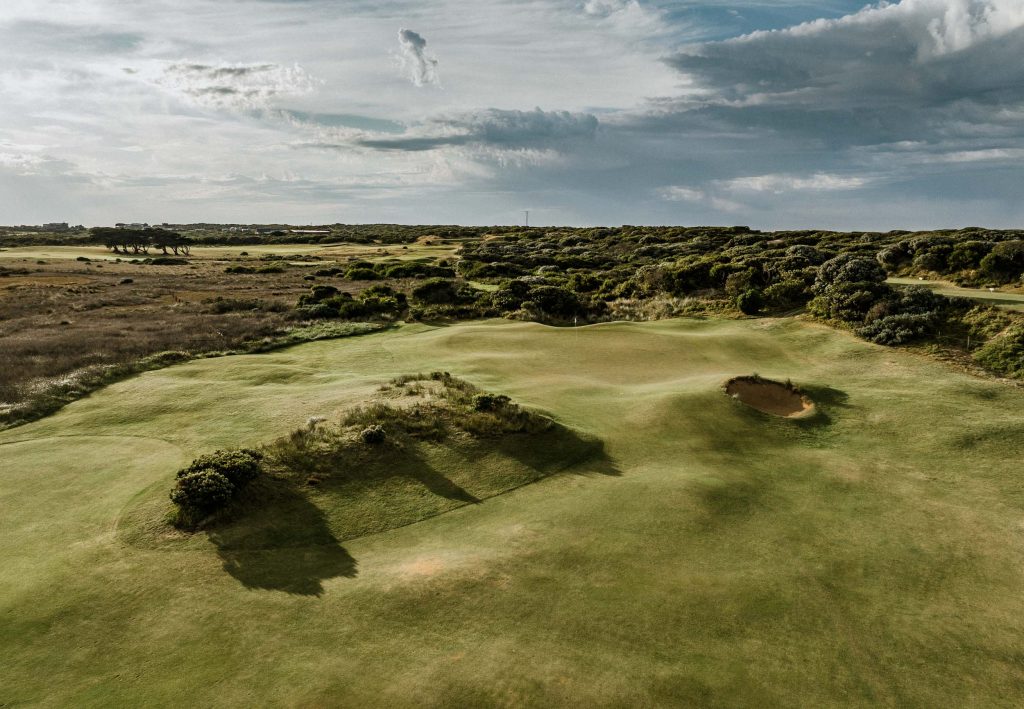 Contours_13th Beach_Oct23-93